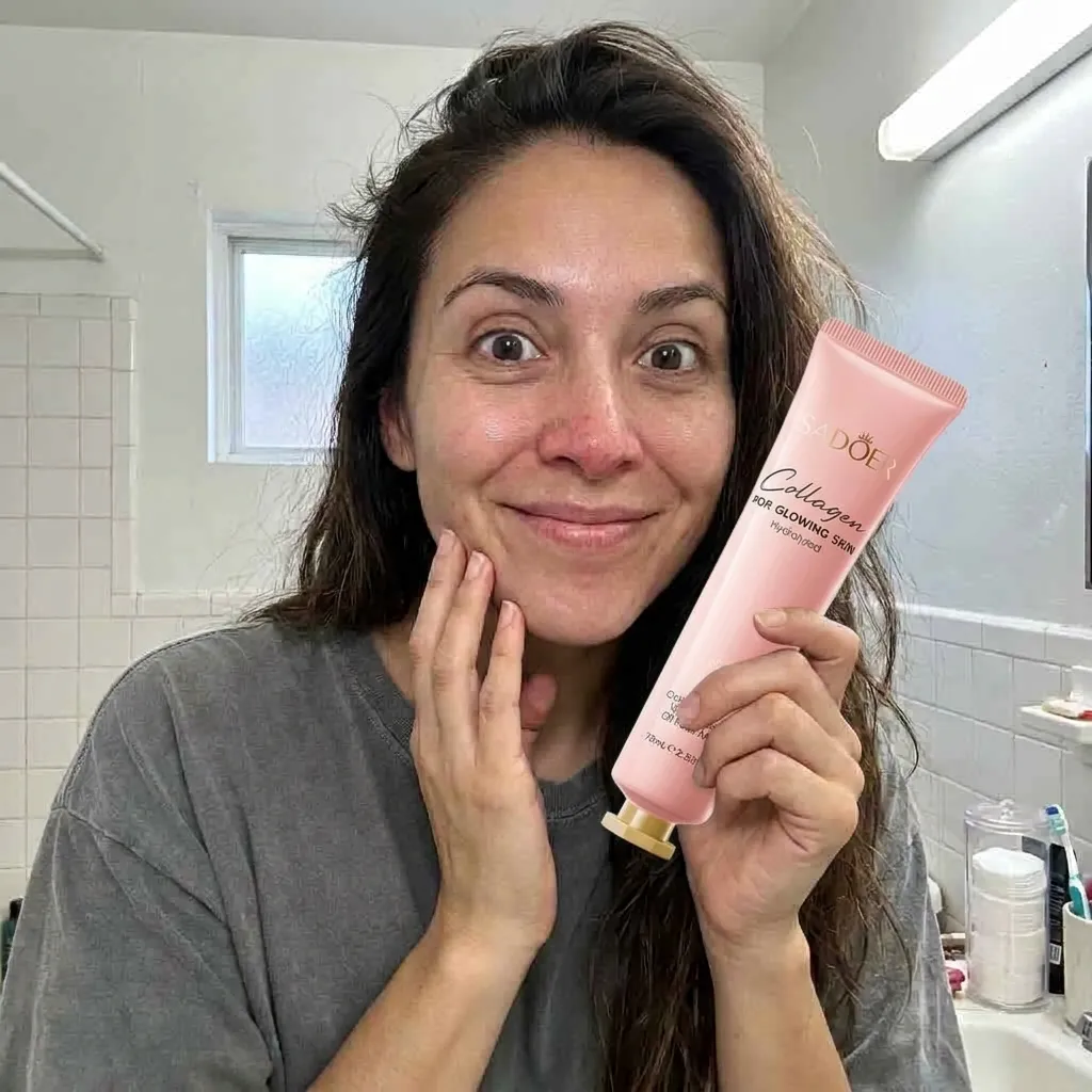 Aplicación de la mascarilla peel off con el pincel